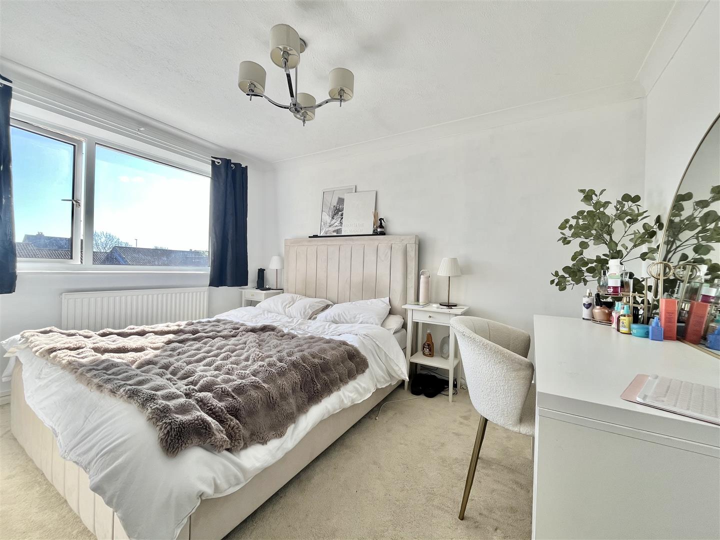 3 bed property in Kite Close., St. Leonards-On-Sea